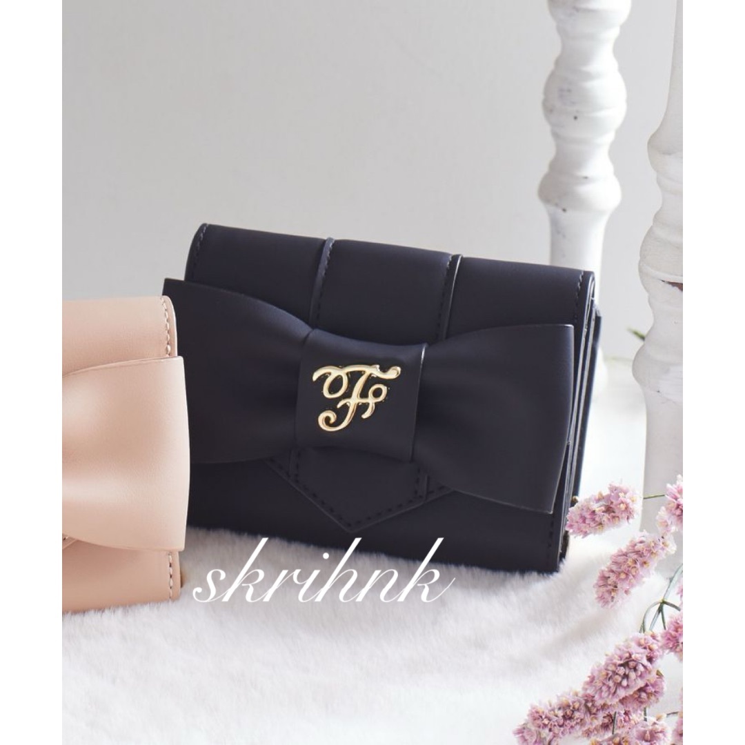 Maison de FLEUR - ♡新品♡メゾンドフルール♡マットベルトリボンミニウォレット♡ブラック♡財布♡黒♡
