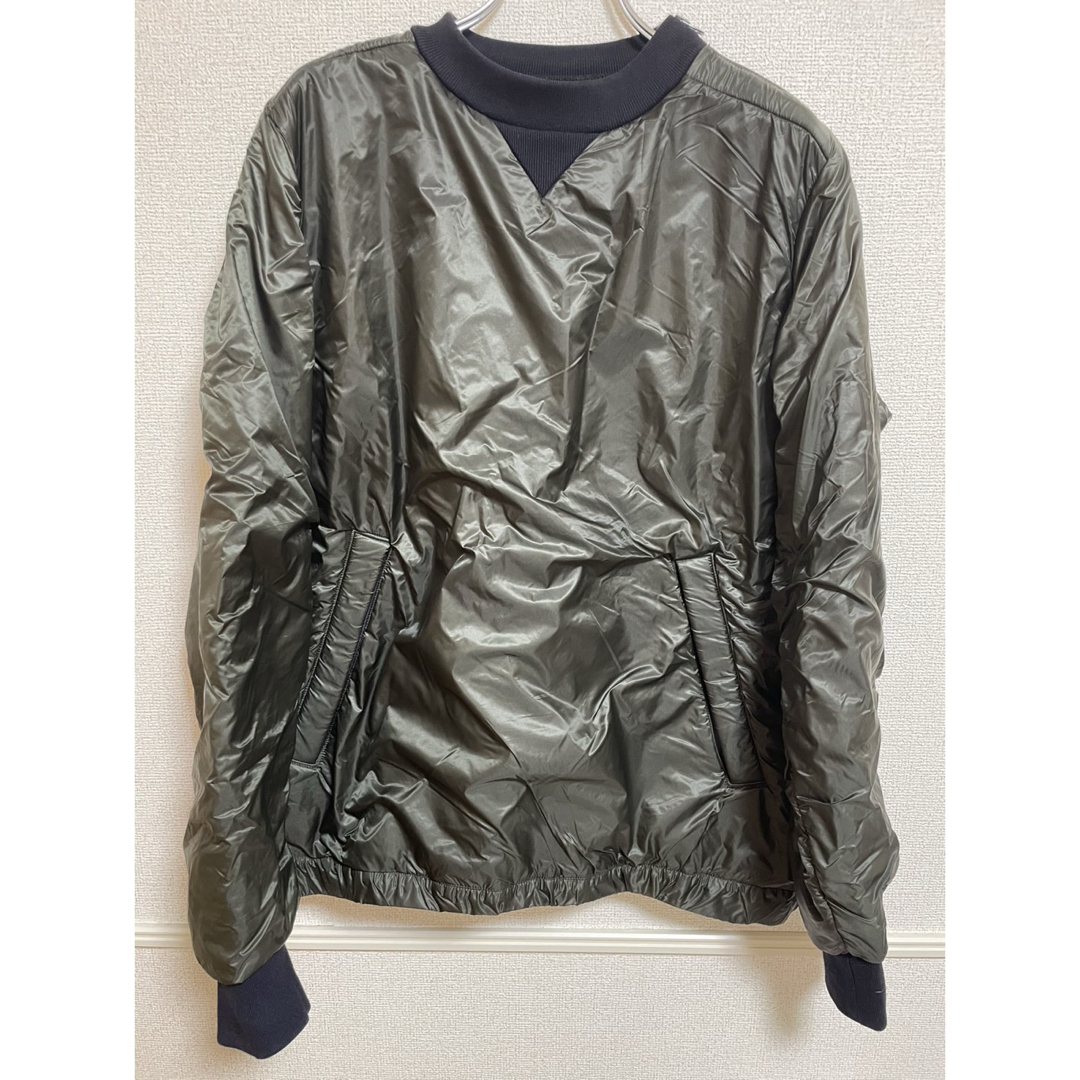 sacai ナイロンプルオーバースウェット オリーブグリーン sacai ナイロンプルオーバースウェット オリーブグリーン