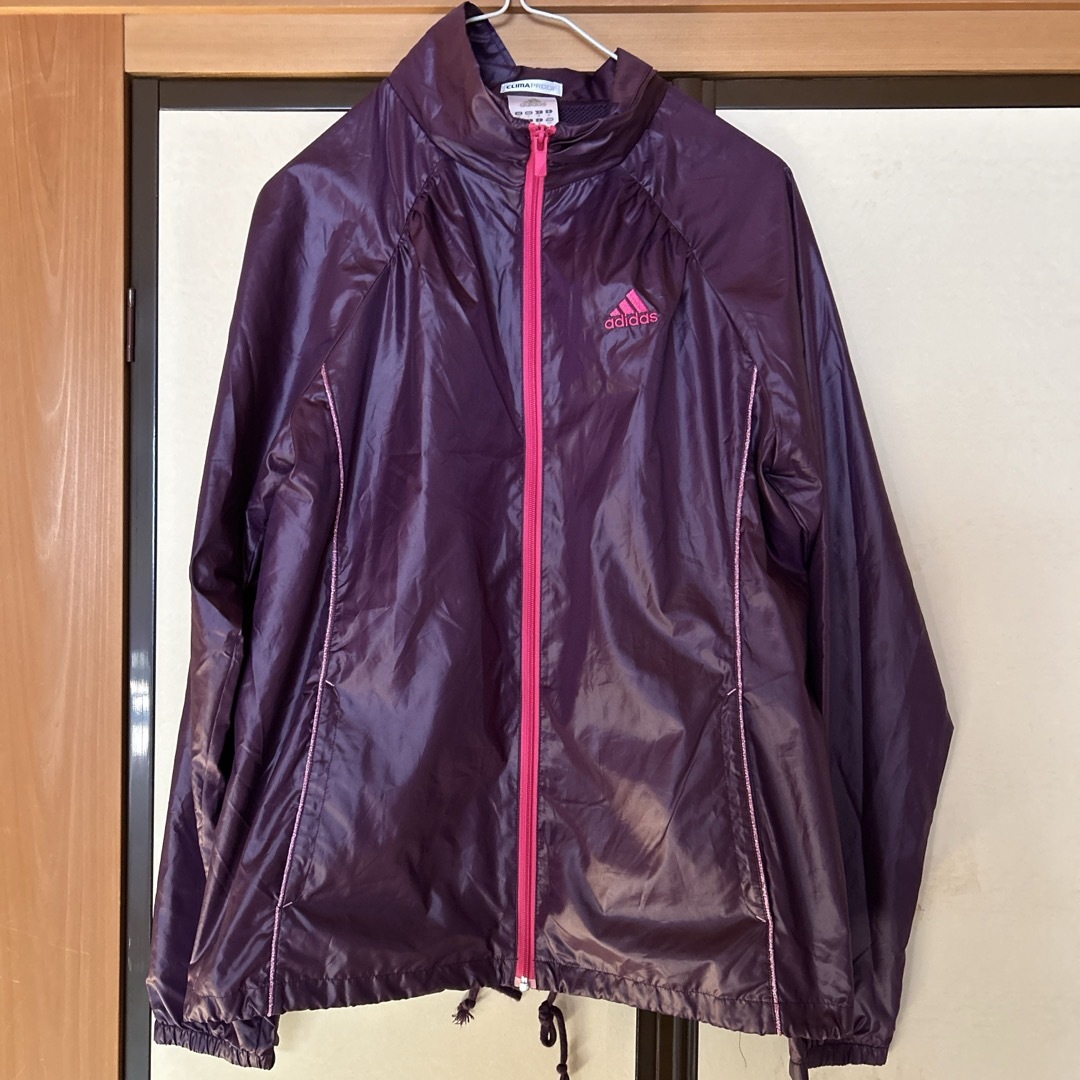 adidas(アディダス)のアディダスジャケット レディースのジャケット/アウター(ナイロンジャケット)の商品写真
