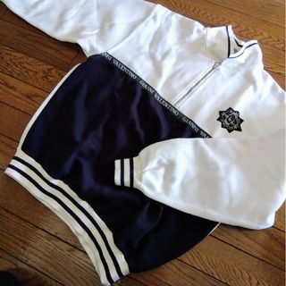 GIANNI VALENTINO(スウェット)のフリマアイテム一覧 GIANNI VALENTINO(スウェット)のフリマアイテム一覧