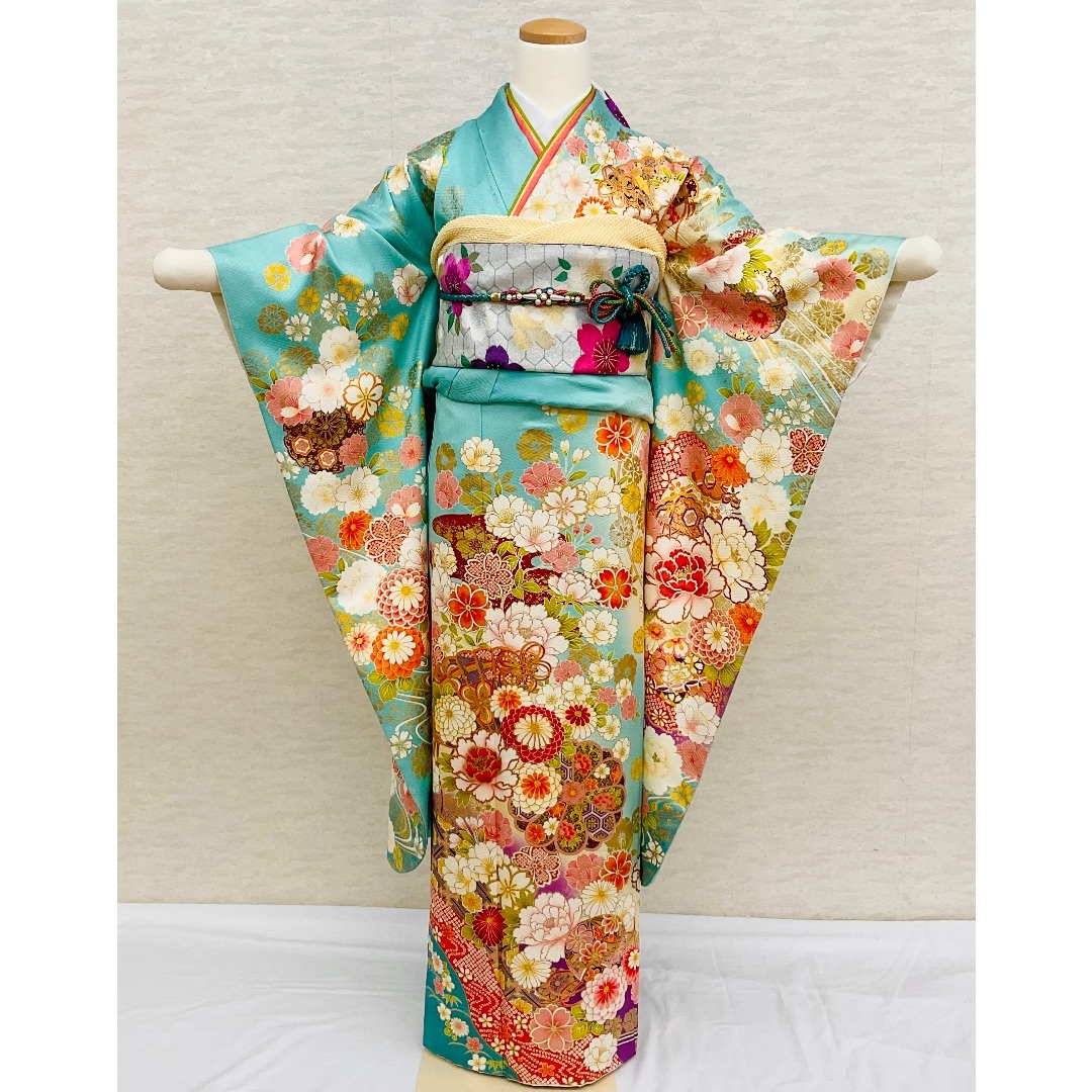 振袖　振袖フルセット　水色系　牡丹　菊　正絹