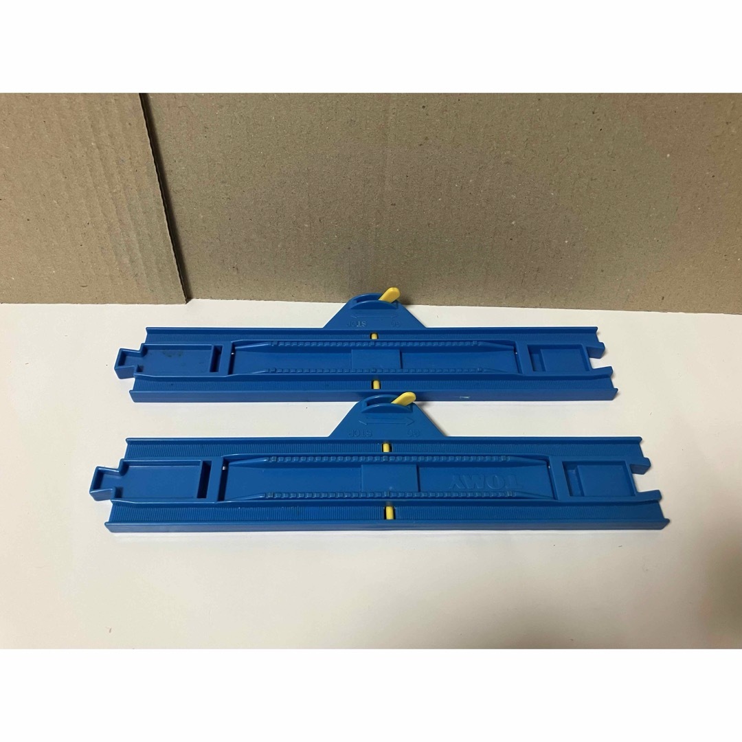 Takara Tomy(タカラトミー)の【プラレール】ストップレール 2本 エンタメ/ホビーのおもちゃ/ぬいぐるみ(鉄道模型)の商品写真