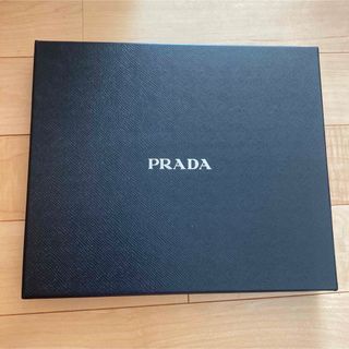 PRADA(ラッピング/包装)のフリマアイテム一覧 PRADA(ラッピング/包装)のフリマアイテム一覧