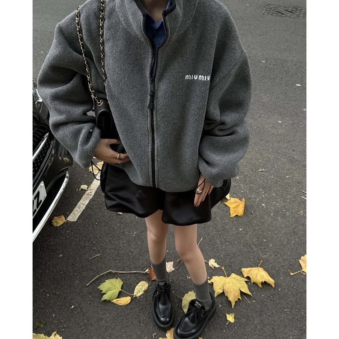 MIU MIU - 新品 本田翼着用 miumiu ミュウミュウ フリース MIU MIU - 新品 本田翼着用 miumiu ミュウミュウ フリース