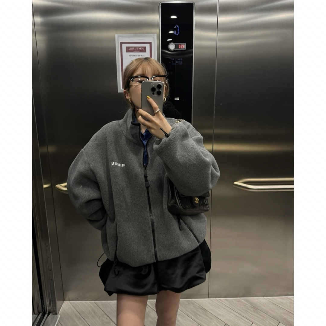 MIU MIU - 新品 本田翼着用 miumiu ミュウミュウ フリース MIU MIU - 新品 本田翼着用 miumiu ミュウミュウ フリース