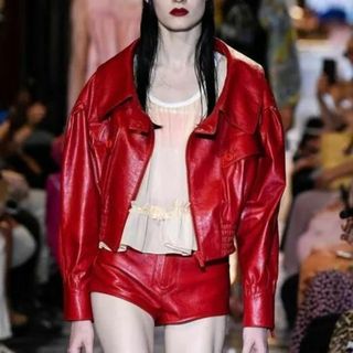 MIU MIUのフリマアイテム一覧 MIU MIUのフリマアイテム一覧