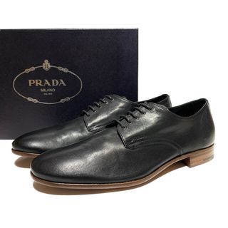 PRADA - 未使用 プラダ ロゴ 外羽根 レザー ダービーシューズ 黒 PRADA - 未使用 プラダ ロゴ 外羽根 レザー ダービーシューズ 黒