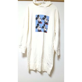 ユニクロ　パーカー