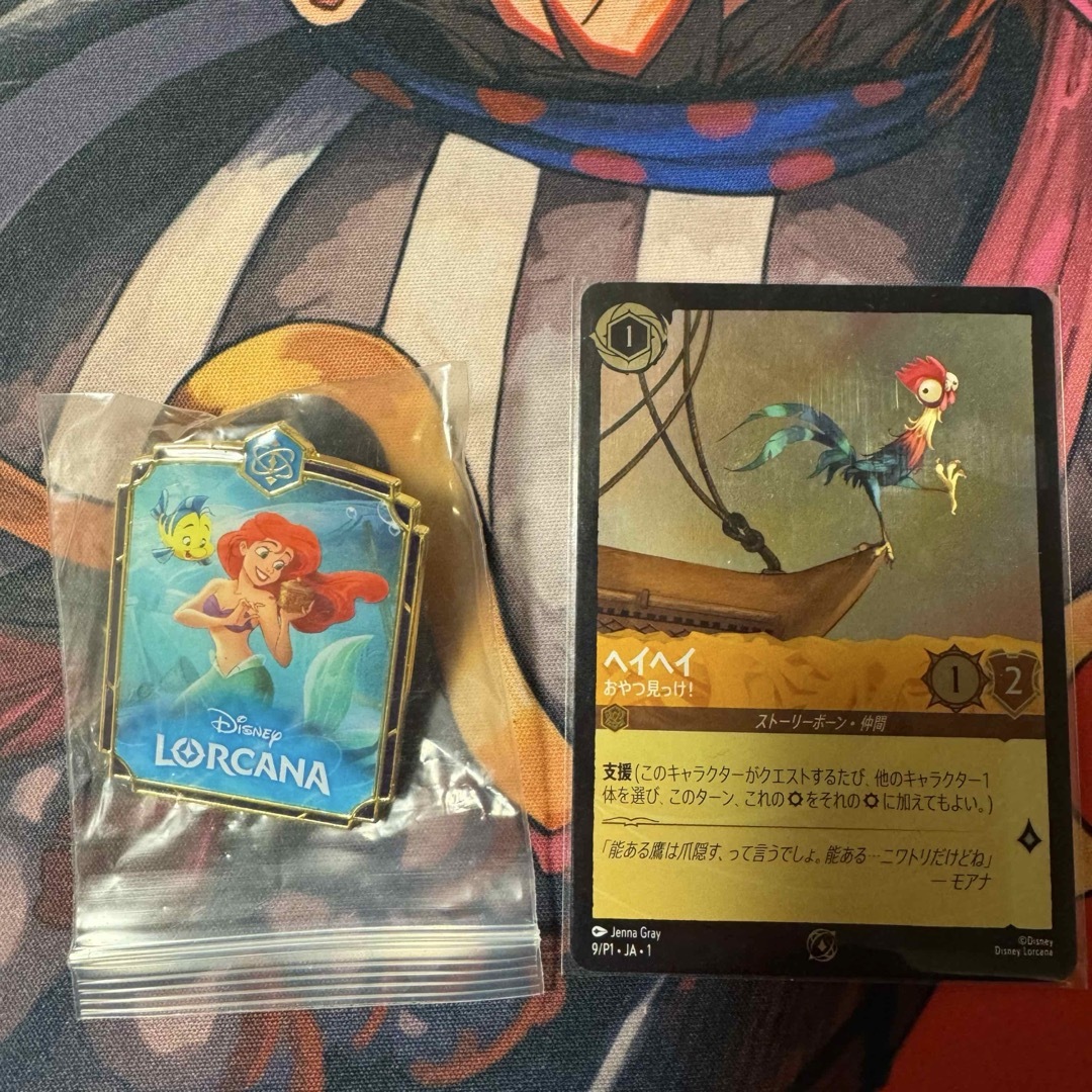 新品 Disney Lorcana ピンバッジ 1点 アリエル ヘイヘイ プロモ エンタメ/ホビーのアニメグッズ(バッジ/ピンバッジ)の商品写真