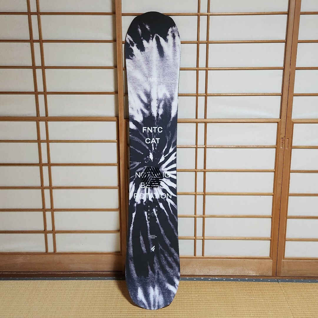 21-22 FNTC CATサイズ:153cm スノーボード 21-22 FNTC CATサイズ:153cm スノーボード