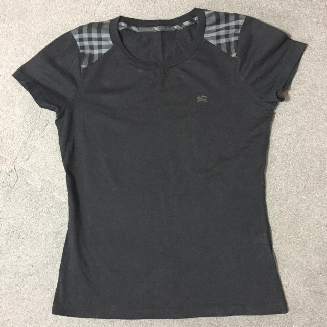 BURBERRY(バーバリー)のバーバリーブルーレーベル tシャツ レディースのトップス(Tシャツ(半袖/袖なし))の商品写真