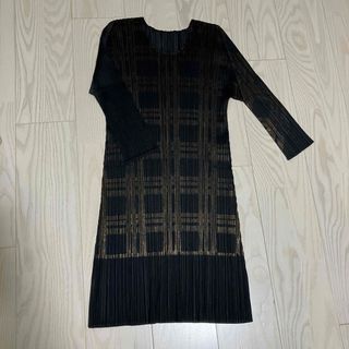 PLEATS PLEASE ISSEY MIYAKE - 【極美品】プリーツプリーズ PLEATS PLEASE ISSEY MIYAKE - 【極美品】プリーツプリーズ