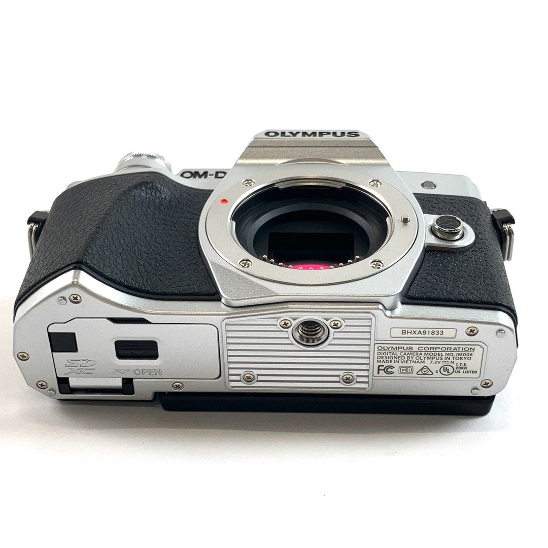 OLYMPUS OM-D E-M10 Mark III 下す EZダブルズームキット OLYMPUS OM-D E-M10 Mark III 下す EZダブルズームキット