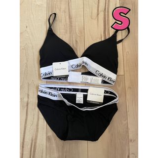 Calvin Klein - USA レア 新品 下着 カルバンクライン ブラ Calvin Klein - USA レア 新品 下着 カルバンクライン ブラ