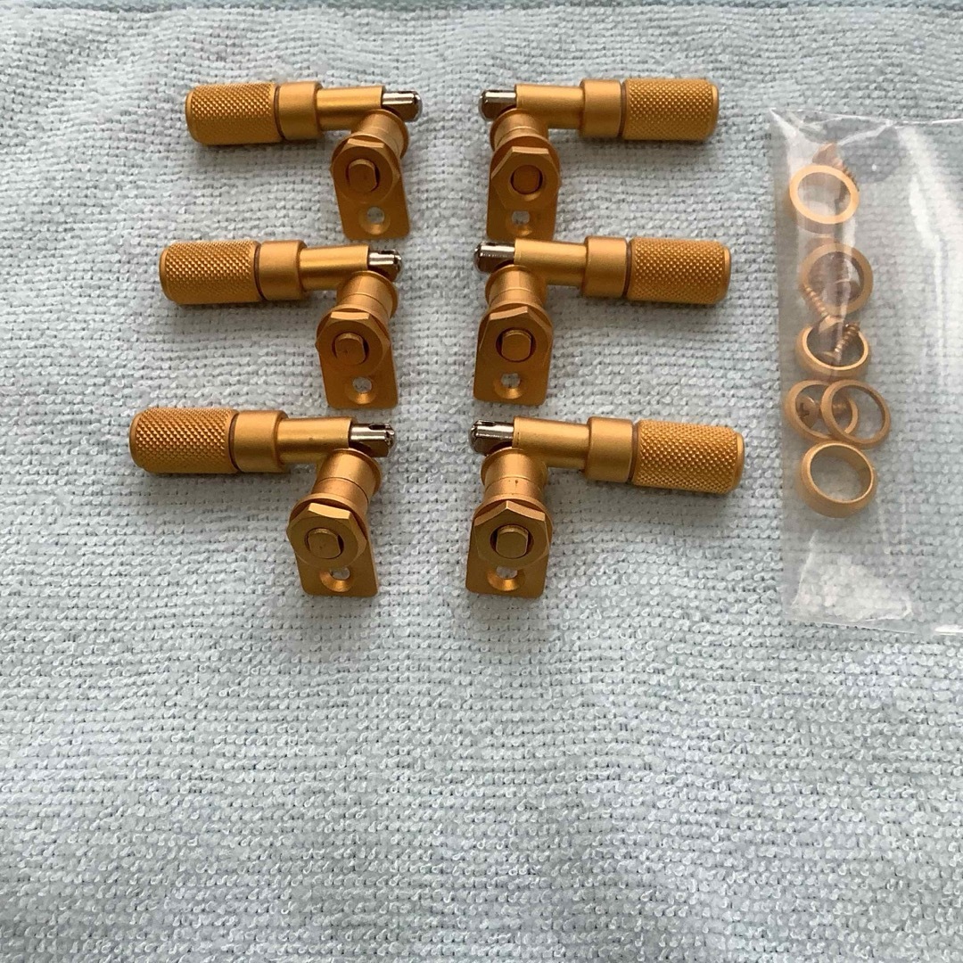 エレキギター用ペグ(糸巻き)の通販 by arochan1124's shop|ラクマ エレキギター用ペグ(糸巻き)の通販 by arochan1124's shop|ラクマ