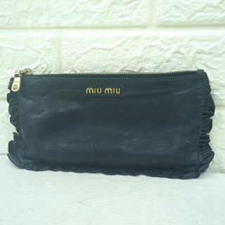 MIU MIU(レザー ・ ポーチ)のフリマアイテム一覧 MIU MIU(レザー ・ ポーチ)のフリマアイテム一覧