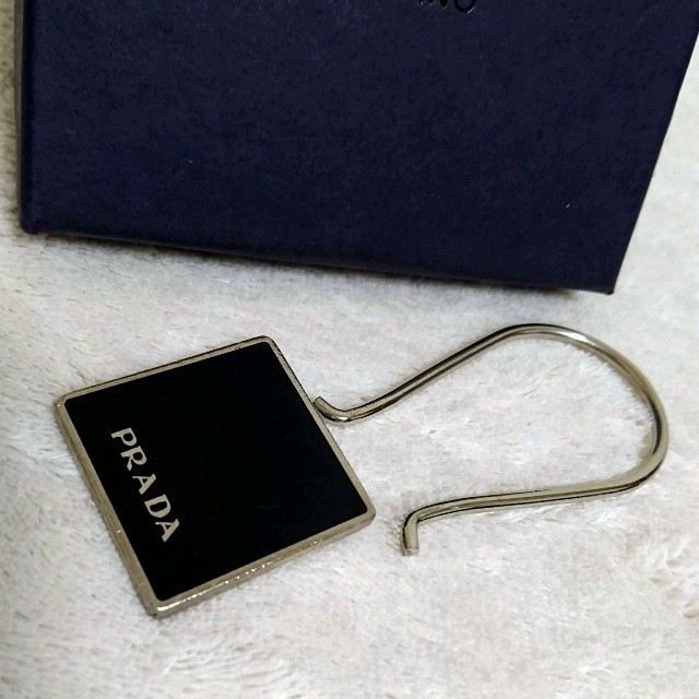 PRADA(プラダ)の☺️Aki♥️様専用☺️PRADA ＊ Key🔑リング レディースのファッション小物(キーホルダー)の商品写真