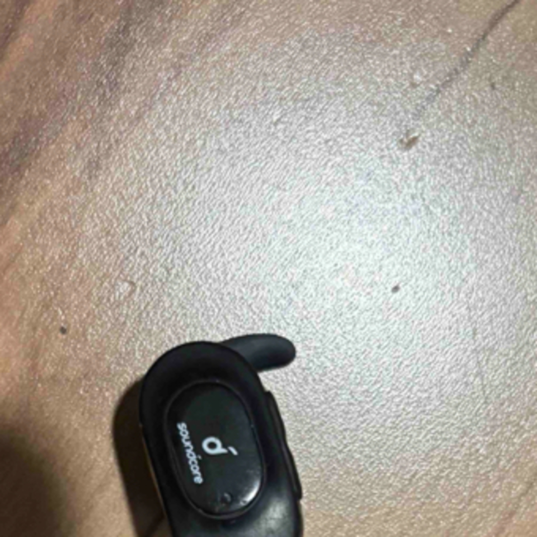 Soundcore Bluetooth イヤホン　スポーツタイプ スマホ/家電/カメラのオーディオ機器(ヘッドフォン/イヤフォン)の商品写真