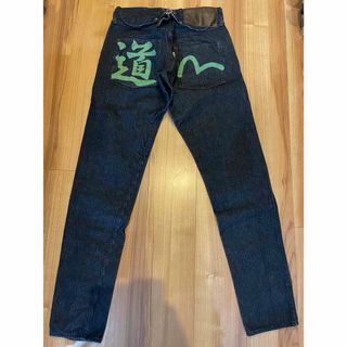 EVISU(テーパード ・ デニム/ジーンズ)のフリマアイテム一覧 EVISU(テーパード ・ デニム/ジーンズ)のフリマアイテム一覧