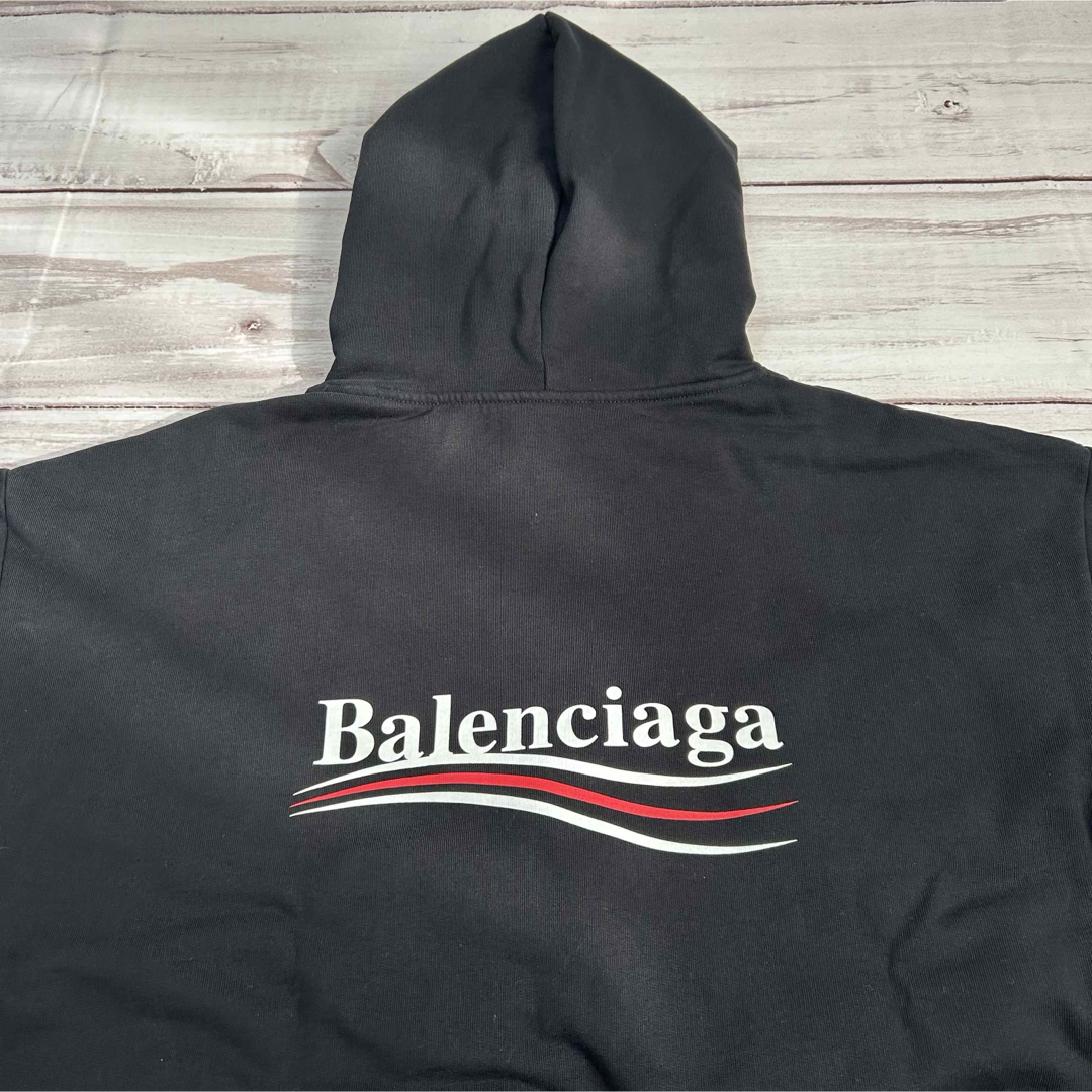 BALENCIAGA バレンシアガ キャンペーンロゴ パーカー ブラック BALENCIAGA バレンシアガ キャンペーンロゴ パーカー ブラック