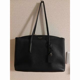 ケイトスペードニューヨーク(kate spade NEW YORK)のKate Spade ブラック　ショルダーバッグ(ショルダーバッグ)