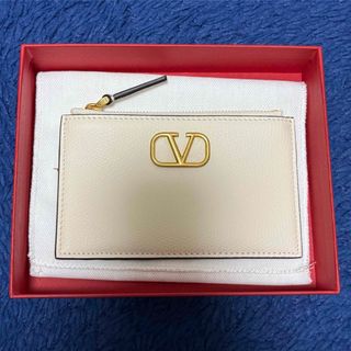 VALENTINO(財布)のフリマアイテム一覧 VALENTINO(財布)のフリマアイテム一覧