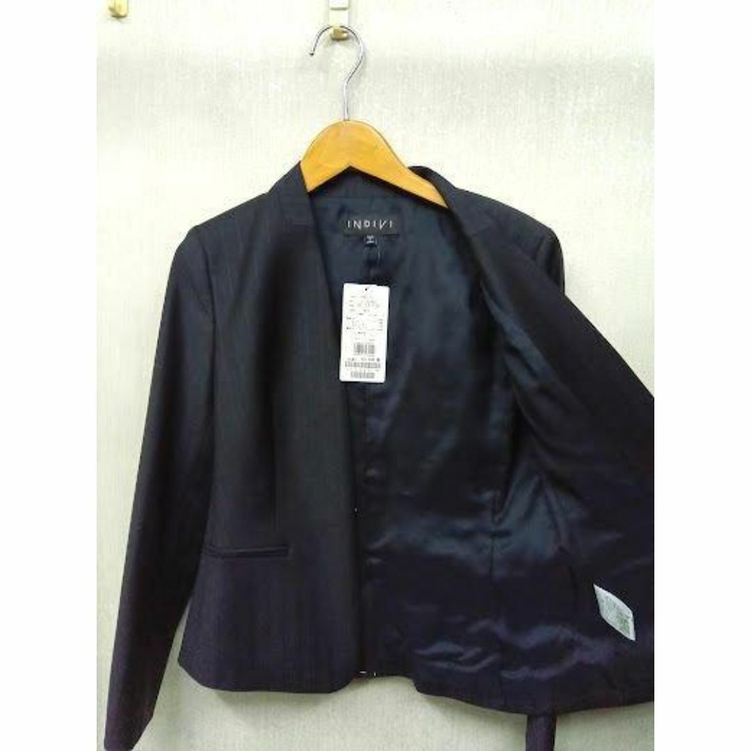 新品☆INDIVI /インディヴィ ◎黒ストライプ スカートスーツ 05 新品☆INDIVI /インディヴィ ◎黒ストライプ スカートスーツ 05
