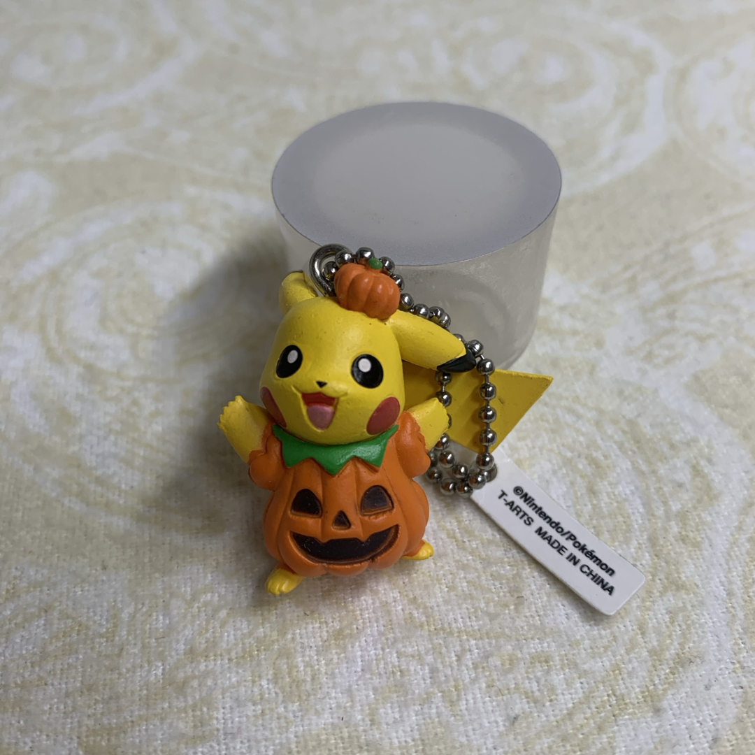 ポケモン フィギュア ストラップ ハロウィン ピカチュウ エンタメ/ホビーのおもちゃ/ぬいぐるみ(キャラクターグッズ)の商品写真