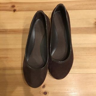 クロックス(crocs)のチョコちゃんさん取り置きクロックス スウェードパンプス 美品✴︎値下げ(ハイヒール/パンプス)