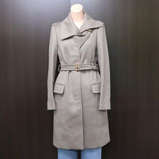 GUCCI - 極美品 GUCCI グッチ チェスターコート シルバー ボタン GUCCI - 極美品 GUCCI グッチ チェスターコート シルバー ボタン