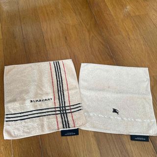 BURBERRY - 新品未使用 バーバリー ハンカチセット 箱付きの通販 BURBERRY - 新品未使用 バーバリー ハンカチセット 箱付きの通販
