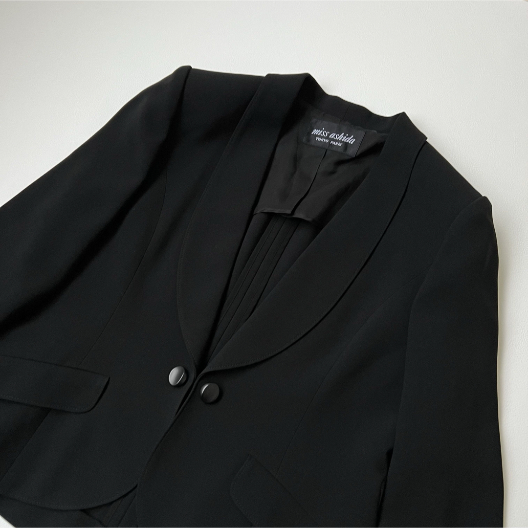美品 miss ashida ミスアシダ テーラードジャケット ブラック 綺麗め 美品 miss ashida ミスアシダ テーラードジャケット ブラック 綺麗め