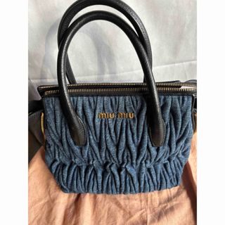 MIU MIU(ショルダーバッグ)のフリマアイテム一覧 MIU MIU(ショルダーバッグ)のフリマアイテム一覧