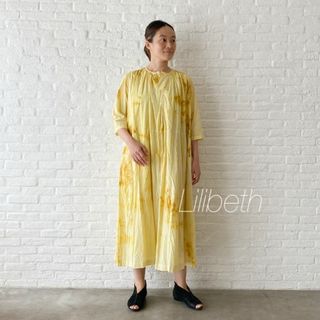 pas de calais - パドカレ 60リネン 植物染め ブラウス Vネック pas de calais - パドカレ 60リネン 植物染め ブラウス Vネック
