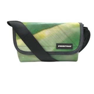 FREITAG(パープル/紫色系)のフリマアイテム一覧 FREITAG(パープル/紫色系)のフリマアイテム一覧