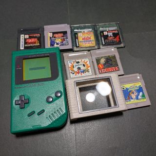 ゲームボーイ(携帯用ゲーム機本体 ・ グリーン・カーキ/緑色系 ゲームボーイ(携帯用ゲーム機本体 ・ グリーン・カーキ/緑色系
