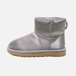 UGG（グレー/灰色系）のフリマアイテム一覧