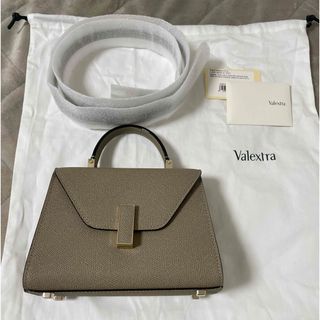 ヴァレクストラ(Valextra)の新品未使用 Valextra イジィデ マイクロ オイスターグレー(ショルダーバッグ)