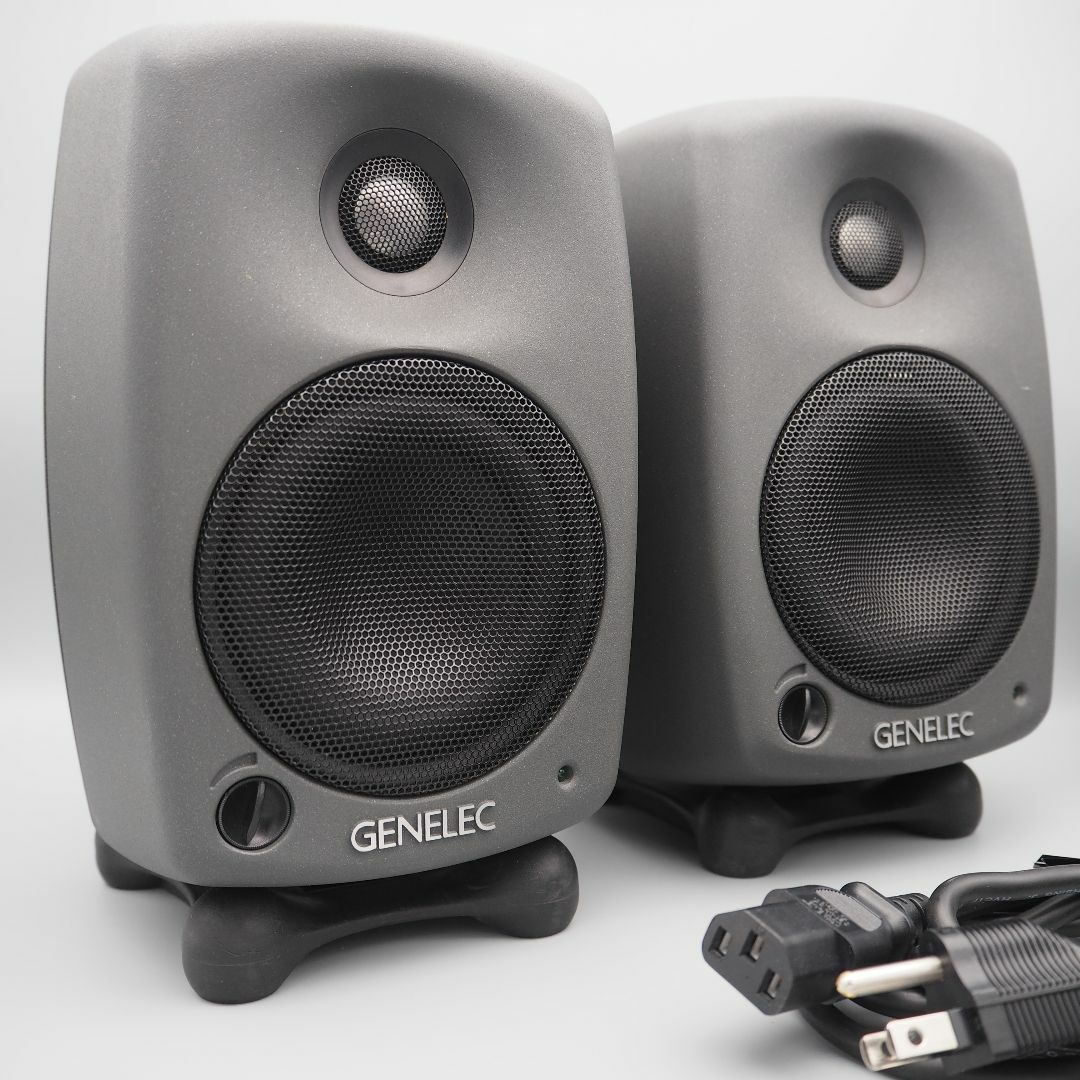 GENELEC 8020C アクティブスピーカー 2way ペア GENELEC 8020C アクティブスピーカー 2way ペア