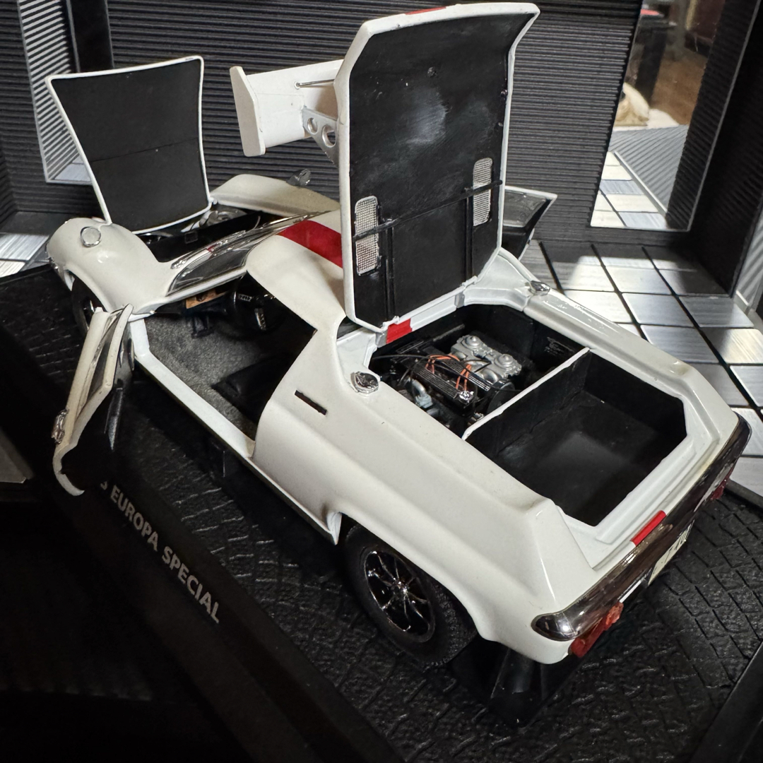 絶版未展示品 京商 1/18 サーキットの狼 ロータスヨーロッパ 絶版未展示品 京商 1/18 サーキットの狼 ロータスヨーロッパ
