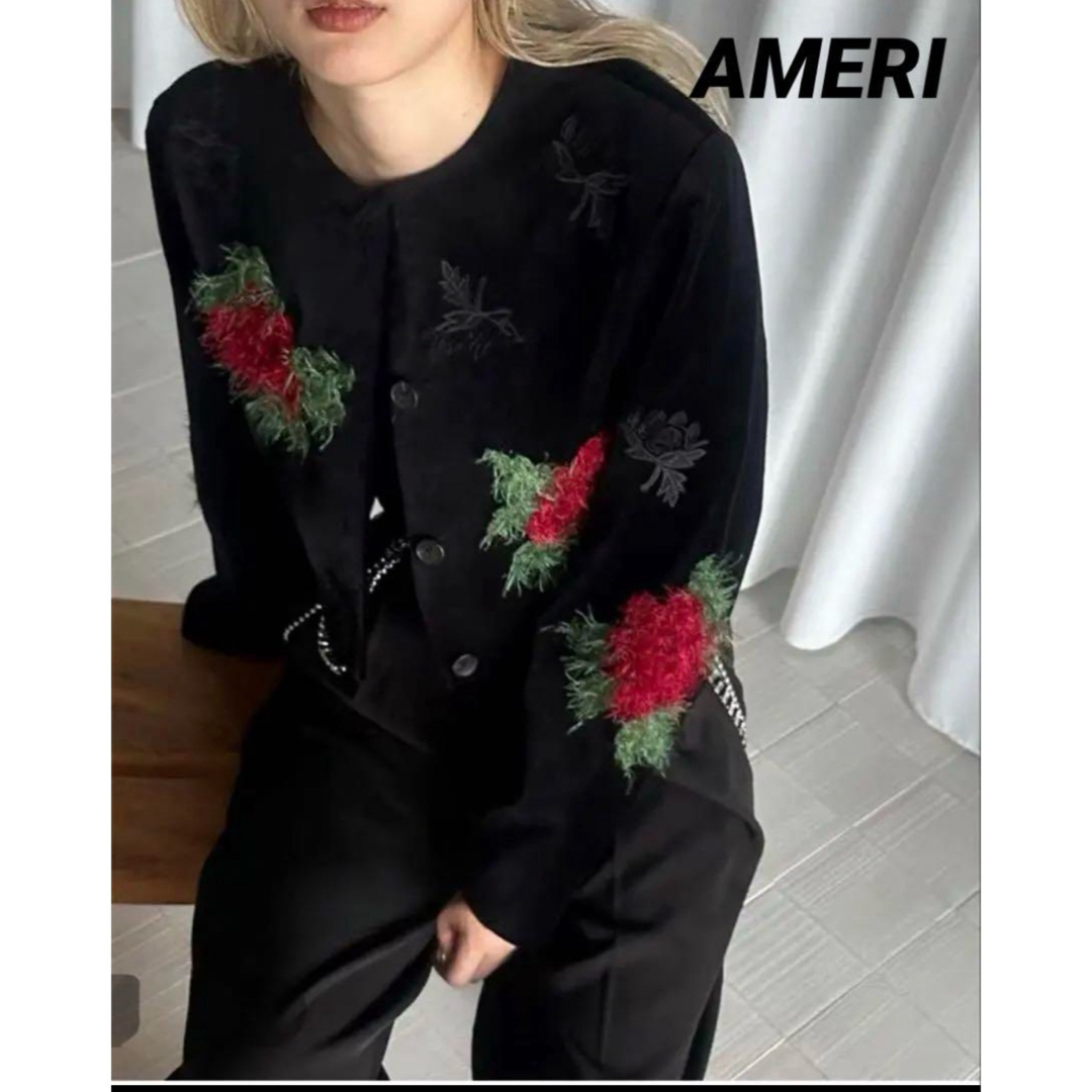 AMERI UND FLOWER RAISED EMBROIDERY TOP AMERI UND FLOWER RAISED EMBROIDERY TOP