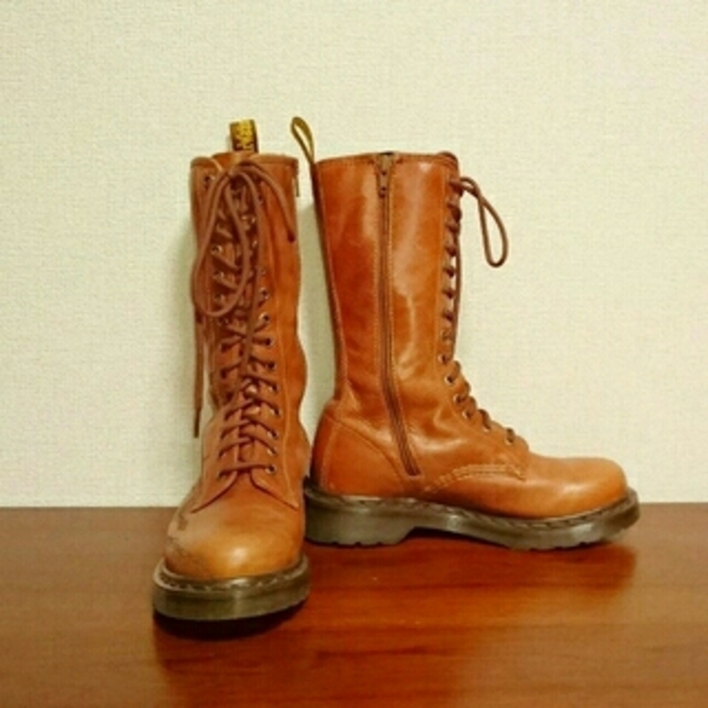 廃盤 Dr.Martens. 14ホール 1