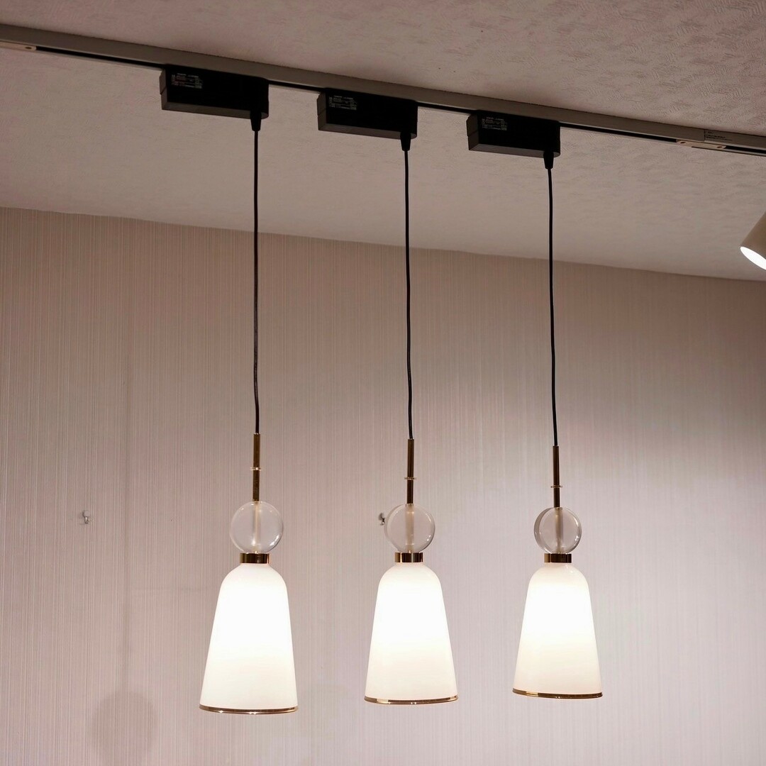 KOIZUMI ペンダントライト 3灯 ガラス LED モダン リビング KOIZUMI ペンダントライト 3灯 ガラス LED モダン リビング