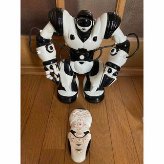 ロボサピアン　ラジコンロボット(トイラジコン)