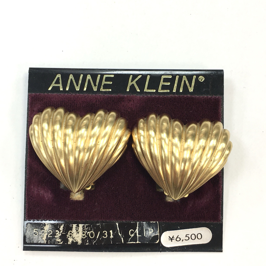 定価¥6.500 アンクライン　ビンテージ　イヤリング　新品　店舗ストック