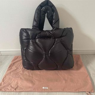 MIU MIU(ナイロン ・ トートバッグ)のフリマアイテム一覧 MIU MIU(ナイロン ・ トートバッグ)のフリマアイテム一覧
