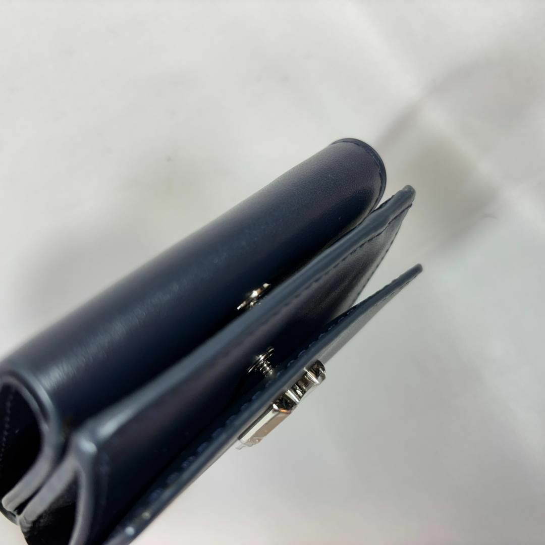 未使用 フルラ 三つ折り財布 ウォレット レザー コンパクト 上品 未使用 フルラ 三つ折り財布 ウォレット レザー コンパクト 上品