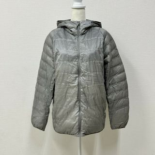 ユニクロ(UNIQLO)の【UNIQLO】ユニクロ　ダウンジャケット　コート　アウター　グレー系　XLサイズ　フード付き(ダウンジャケット)