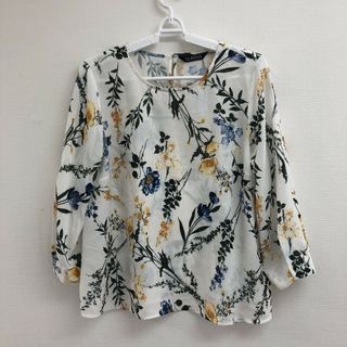 【CLASSA】クラッサ　白系　M　ブラウス　長袖トップス　フラワープリント　ゆったり　美品(シャツ/ブラウス(長袖/七分))