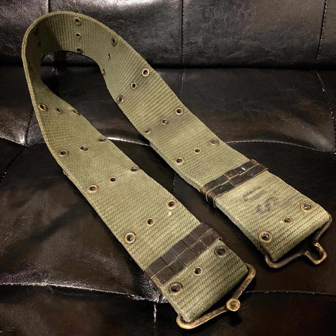 希少品 米軍 ベトナム戦争 M1956年型 縦織コットン ピストル 希少品 米軍 ベトナム戦争 M1956年型 縦織コットン ピストル